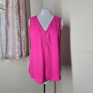 Pink sleeveless tops with zipper Vneck line 2X size